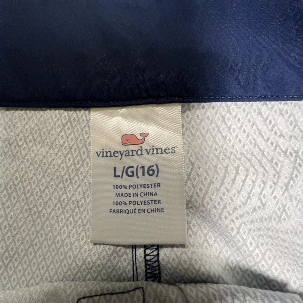 VINEYARD VINES BOYS BOARD SHORTS LARGE (16) NAVY BLUE W/GREEN & WHITE STRIPES